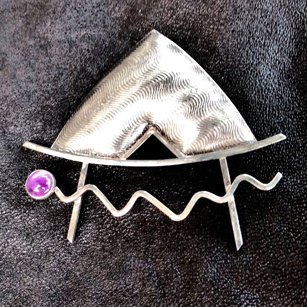 Vintage Designer K. Keyworth Amethyst Sterling Silver & 14K Gold Brooch